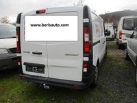 Gebraucht Renault Trafic Komfort 95 PS (69 kW) 2018 Gletscherweiss Van / Kleinbus
