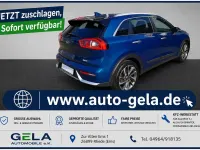 Gebraucht Kia Niro Spirit 141 PS (103 kW) 2017 Blau SUV