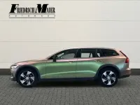 Gebraucht Volvo V60 CC Plus 197 PS (144 kW) 2023 Schwarz Kombi