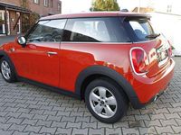 Gebraucht Mini Cooper 136 PS (100 kW) 2020 Orange Kleinwagen