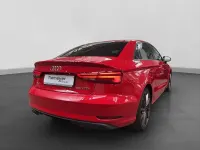 Gebraucht Audi A3 Sport 150 PS (110 kW) 2020 Rot Limousine