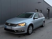 Gebraucht VW Passat 140 PS (102 kW) 2012 Grau Limousine