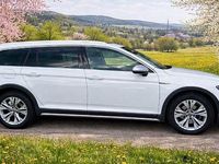 Gebraucht VW Passat Alltrack 200 PS (147 kW) 2022 Weiß Kombi