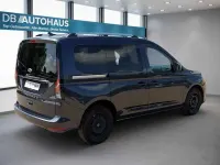 Gebraucht Ford Tourneo Connect Titanium 114 PS (83 kW) 2023 Blau Van / Kleinbus