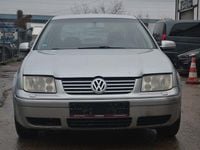 Gebraucht VW Bora Highline 102 PS (75 kW) 2000 Silber Limousine