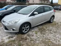 Usata Ford Focus 101 CV (74 kW) 2014 Argento Berlina