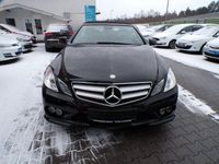 Gebraucht Mercedes E200 184 PS (135 kW) 2011 Schwarz Cabrio