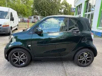 Gebraucht Smart ForTwo Coupé 60 kW (82 PS) 2021 Grün Coupé
