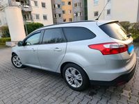 Gebraucht Ford Focus 105 PS (77 kW) 2011 Silber Kombi
