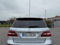 Gebraucht Mercedes ML350 258 PS (189 kW) 2012 Silber SUV