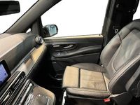 Gebraucht Mercedes V300 237 PS (174 kW) 2024 Obsidianschwarz metallic Van / Kleinbus
