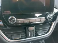 Gebraucht Ford Fiesta 100 PS (73 kW) 2018 Weiß Kleinwagen