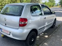 Gebraucht VW Fox Basis 54 PS (39 kW) 2007 Silber Kleinwagen