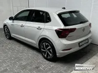 Gebraucht VW Polo Life 95 PS (69 kW) 2023 Grau Limousine