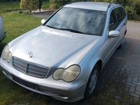 Second-hand Mercedes C200 122 CP (89 kW) 2002 Argintiu Break