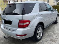 Gebraucht Mercedes ML280 190 PS (139 kW) 2009 Silber SUV