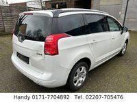 Gebraucht Peugeot 5008 156 PS (114 kW) 2010 Weiß Van / Kleinbus