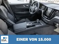 Gebraucht Volvo XC60 Plus 197 PS (144 kW) 2023 Metallic SUV