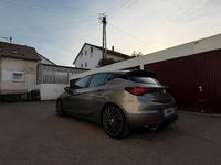 Usata Opel Astra 200 CV (147 kW) 2017 Andere farben Berlina