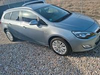 Gebraucht Opel Astra 140 PS (102 kW) 2011 Silber Kombi