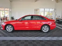 Gebraucht Audi A4 Sport 163 PS (119 kW) 2021 Rot Limousine