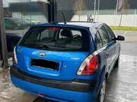 Gebraucht Kia Rio 110 PS (80 kW) 2007 Blau Kleinwagen