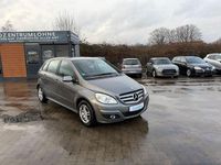 Gebraucht Mercedes B180 116 PS (85 kW) 2009 Grau Van / Kleinbus