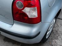 Gebraucht VW Polo 65 PS (47 kW) 2003 Grau Kleinwagen