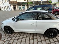 Gebraucht Audi A1 Attraction 86 PS (63 kW) 2013 Weiß Kleinwagen