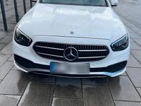 Gebraucht Mercedes E220 2023 Weiß Kombi