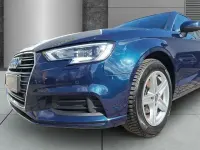 Gebraucht Audi A3 Comfort 116 PS (85 kW) 2018 Blau Limousine