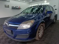 Usata Opel Astra Edition 105 CV (77 kW) 2006 Blu Berlina