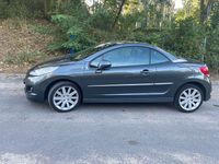 Gebraucht Peugeot 207 CC Allure 120 PS (88 kW) 2013 Grau Cabrio