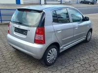 Gebraucht Kia Picanto 65 PS (47 kW) 2005 Silber Kleinwagen
