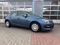 Gebraucht Opel Astra 101 PS (74 kW) 2013 Blau Limousine