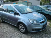 Gebraucht Opel Zafira Edition 140 PS (102 kW) 2007 Silber Van / Kleinbus