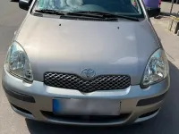Gebraucht Toyota Yaris 65 PS (47 kW) 2004 Grau Kleinwagen