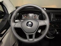 Gebraucht VW Transporter 114 PS (83 kW) 2019 Grau Van