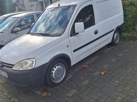 Gebraucht Opel Combo 90 PS (66 kW) 2011 Weiß Limousine