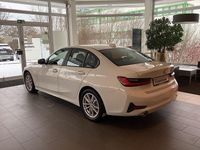 Gebraucht BMW 330e Advantage 292 PS (214 kW) 2020 Weiß Limousine
