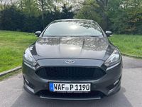 Gebraucht Ford Focus ST-Line 140 PS (102 kW) 2018 Grau Limousine