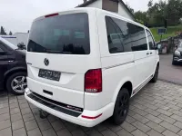 Gebraucht VW Multivan Comfortline 150 PS (110 kW) 2021 Candyweiß Van / Kleinbus