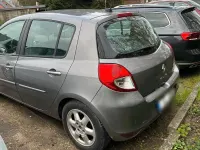 Gebraucht Renault Clio 88 PS (64 kW) 2012 Silber Kleinwagen