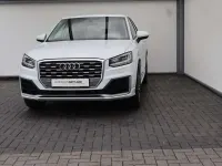 Gebraucht Audi Q2 S-Line 150 PS (110 kW) 2017 Gletscherweiß metallic SUV