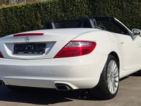 Gebraucht Mercedes SLK200 184 PS (135 kW) 2015 Weiß Cabrio