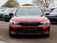 Gebraucht BMW 330 M Sport 245 PS (180 kW) 2025 Rot Kombi