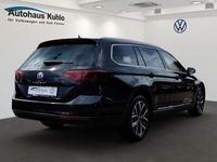 Gebraucht VW Passat Business 150 PS (110 kW) 2024 Schwarz Kombi