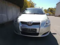 Gebraucht Toyota Auris Life 90 PS (66 kW) 2009 Silber Kleinwagen