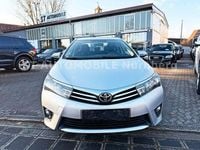 Gebraucht Toyota Corolla Life 132 PS (97 kW) 2015 Silber Limousine
