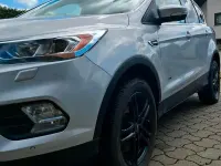 Gebraucht Ford Kuga Titanium 150 PS (110 kW) 2017 Silber SUV